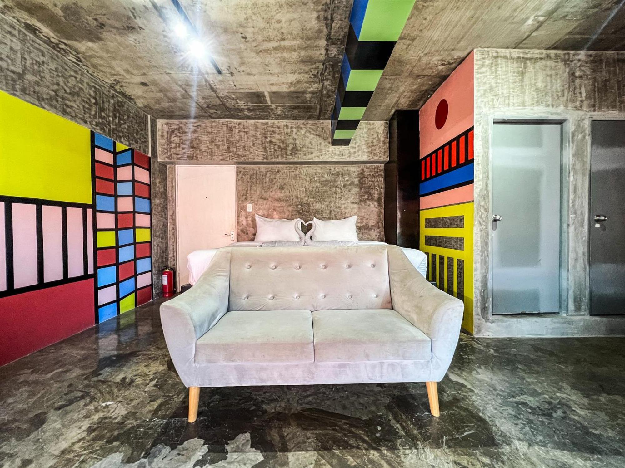 D522 Hostel At Kiener Hills - Near Cebu Airport Lapu-Lapu City Dış mekan fotoğraf