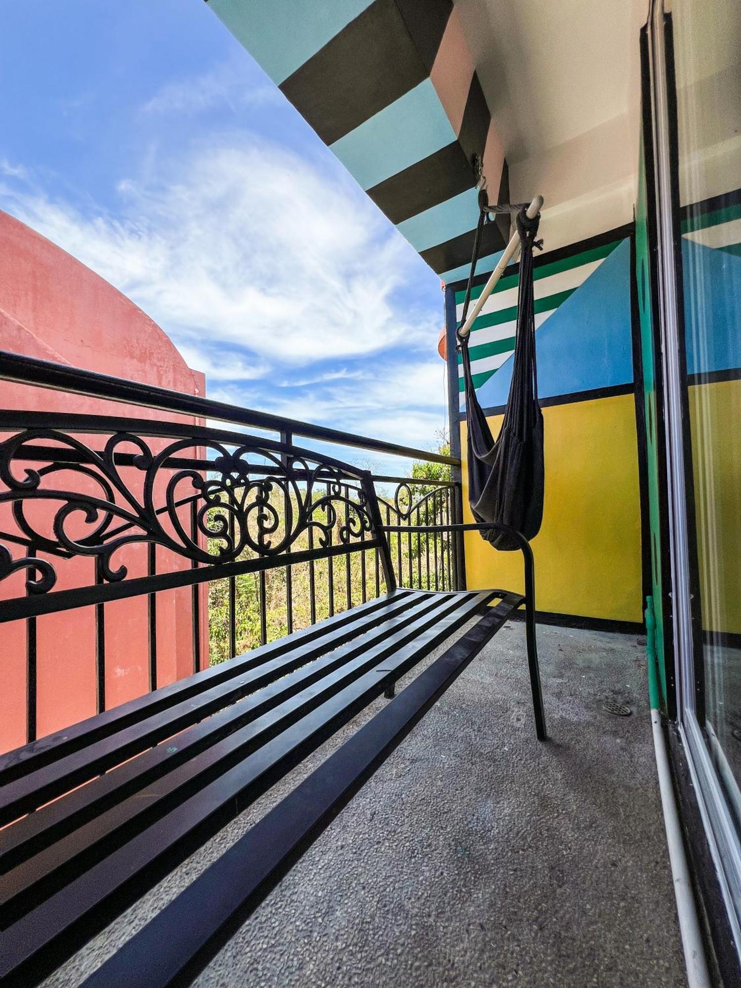 D522 Hostel At Kiener Hills - Near Cebu Airport Lapu-Lapu City Dış mekan fotoğraf