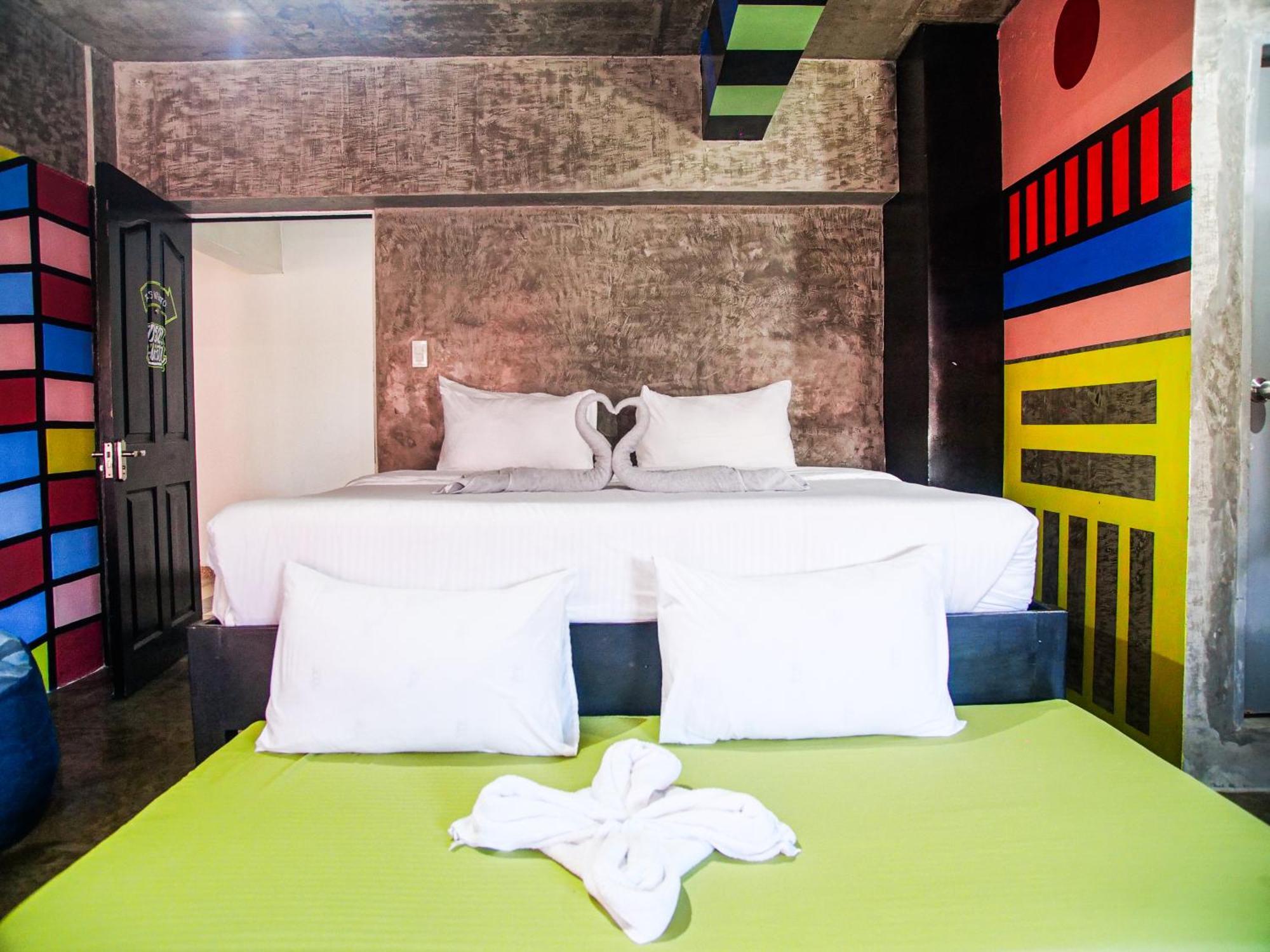 D522 Hostel At Kiener Hills - Near Cebu Airport Lapu-Lapu City Dış mekan fotoğraf