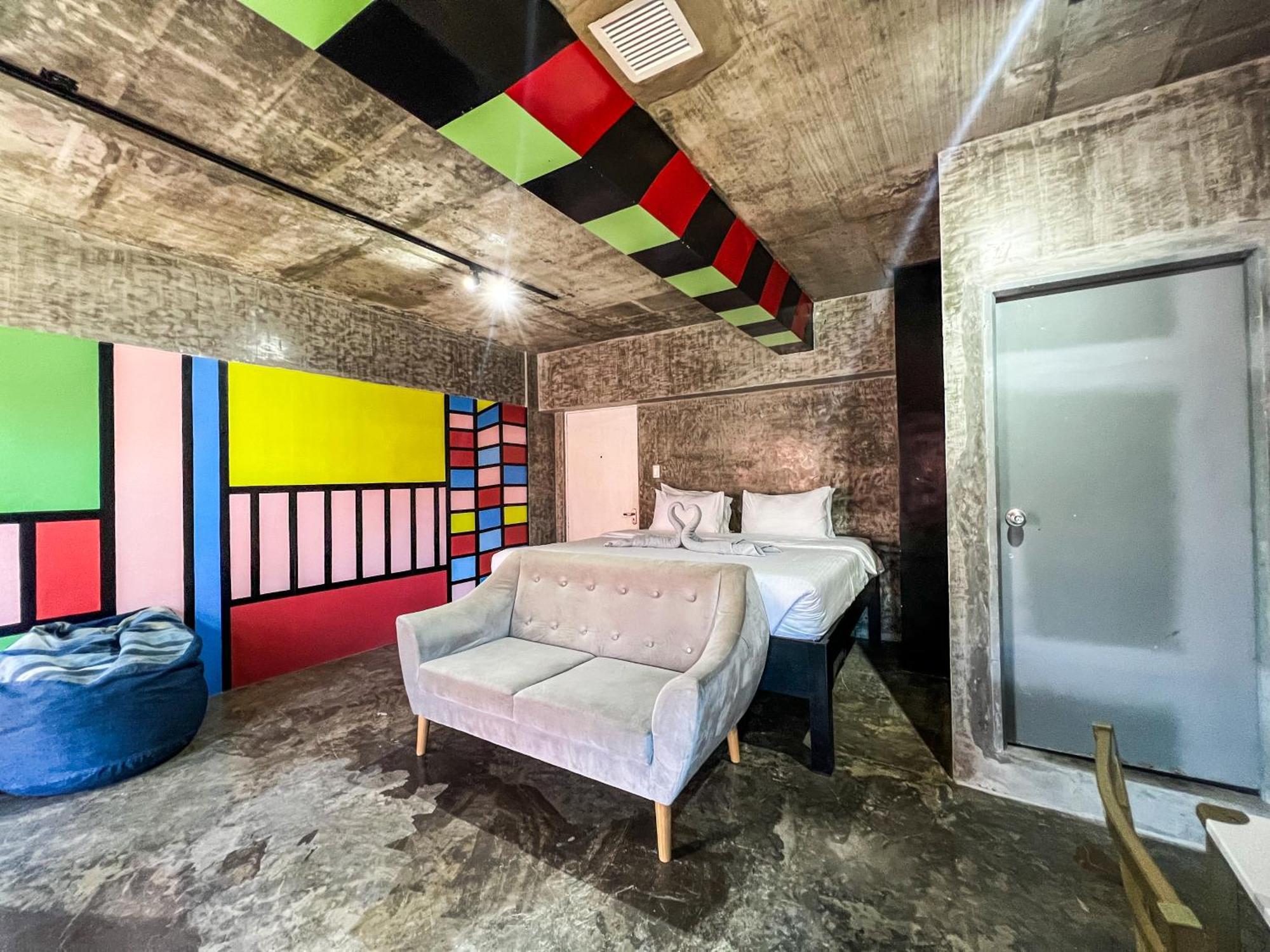 D522 Hostel At Kiener Hills - Near Cebu Airport Lapu-Lapu City Dış mekan fotoğraf